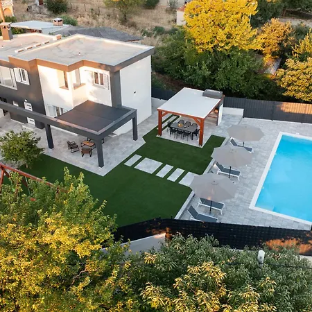 Lux Dujam With A Heated Swimming Pool, Near Zadar Villa