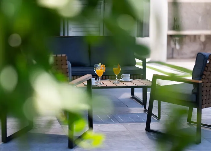 Lux Dujam With A Swimming Pool Near Zadar * Suhovare